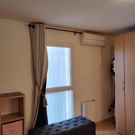 Apartment Spacieux 2 Pieces , Climatise, Wifi, 2 A 4 Couchages Lxcs176 Portiragnes